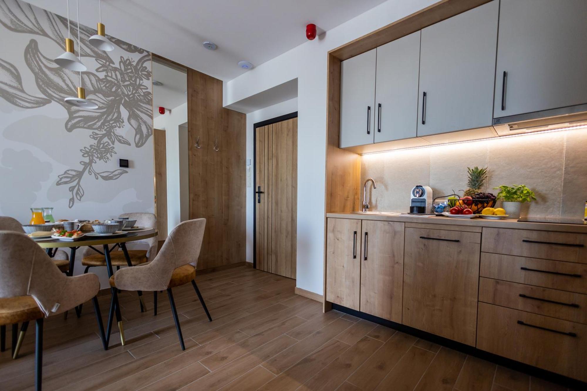 Bed and Breakfast Mokka House Panzio Miskolc Esterno foto
