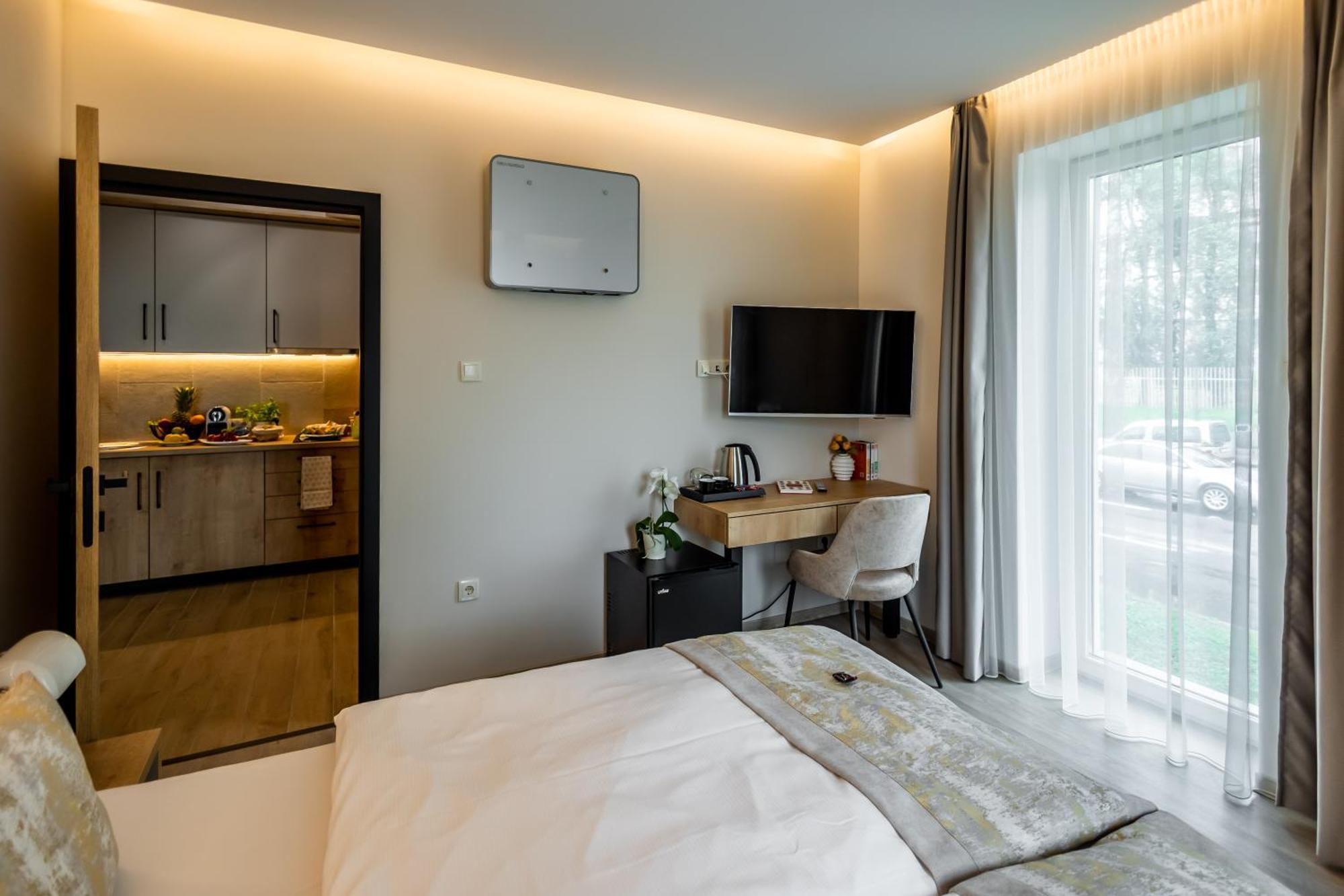 Bed and Breakfast Mokka House Panzio Miskolc Esterno foto