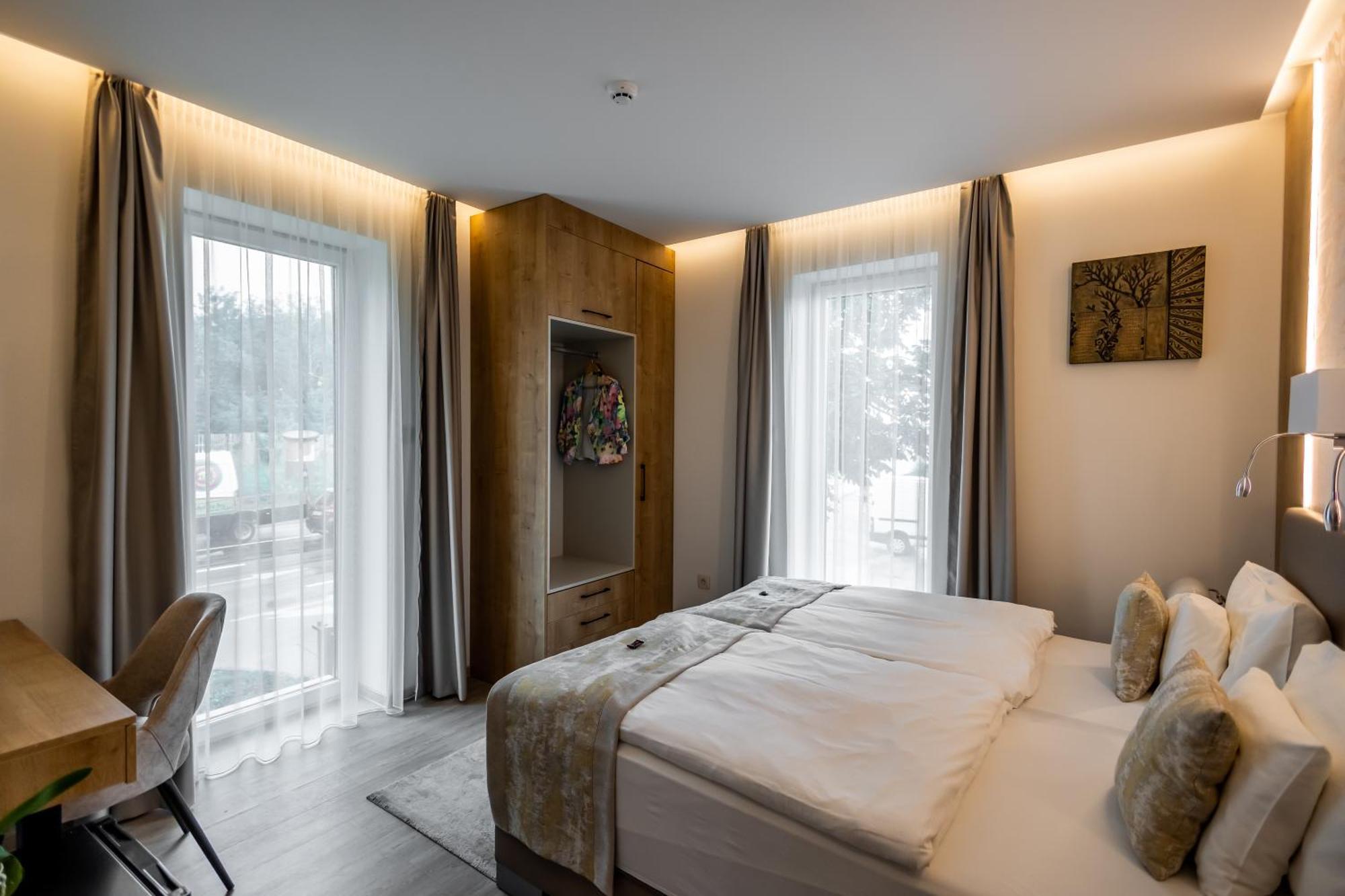 Bed and Breakfast Mokka House Panzio Miskolc Esterno foto