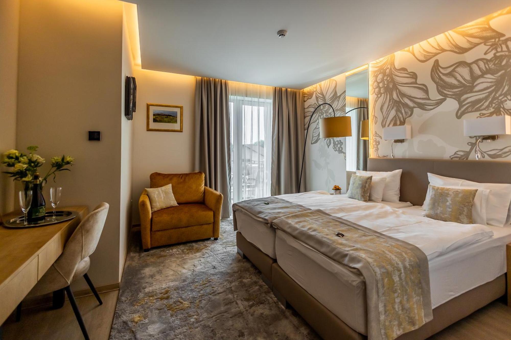 Bed and Breakfast Mokka House Panzio Miskolc Esterno foto