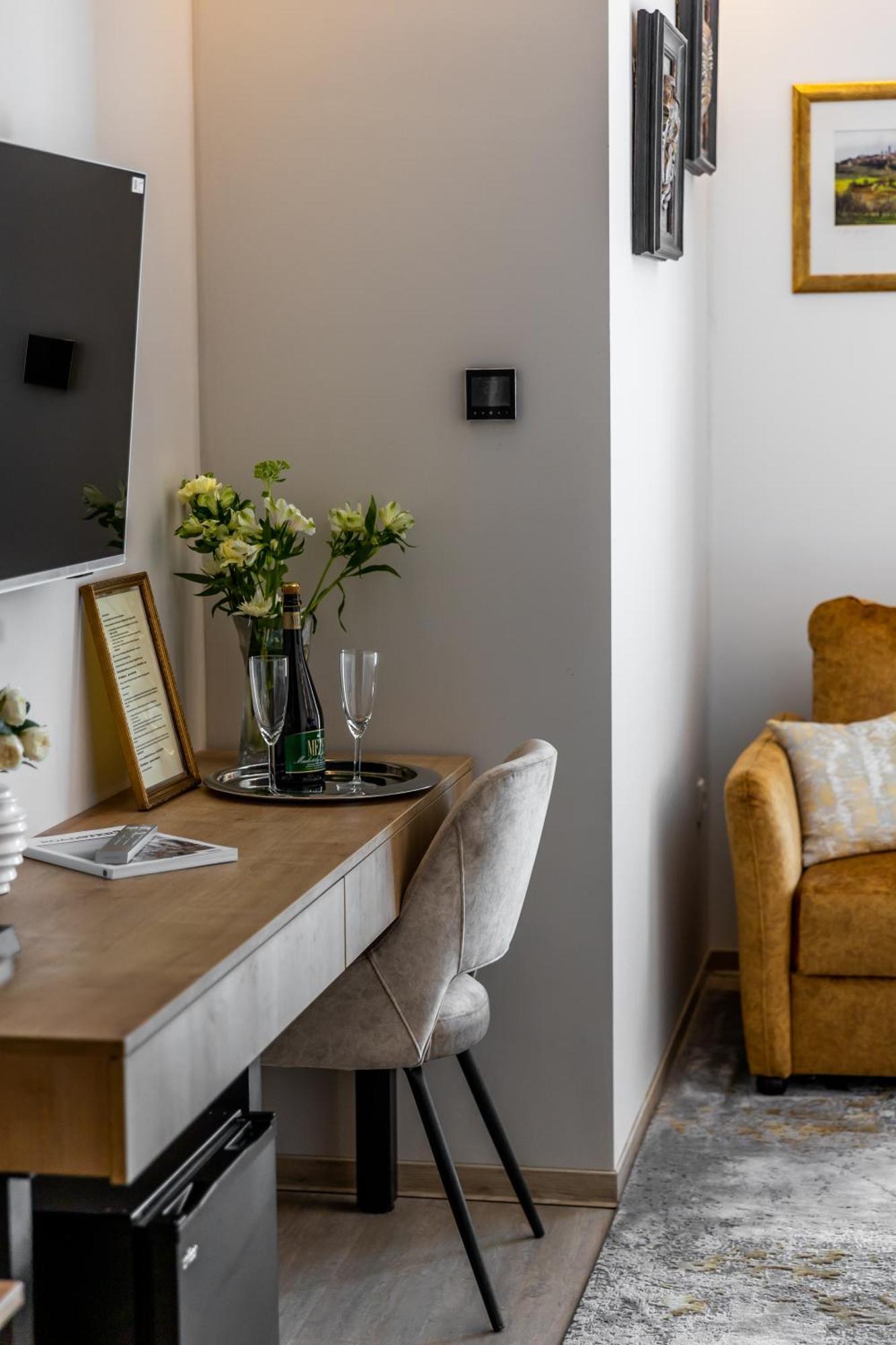 Bed and Breakfast Mokka House Panzio Miskolc Esterno foto